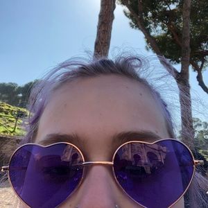 Meet your Posher, Cora